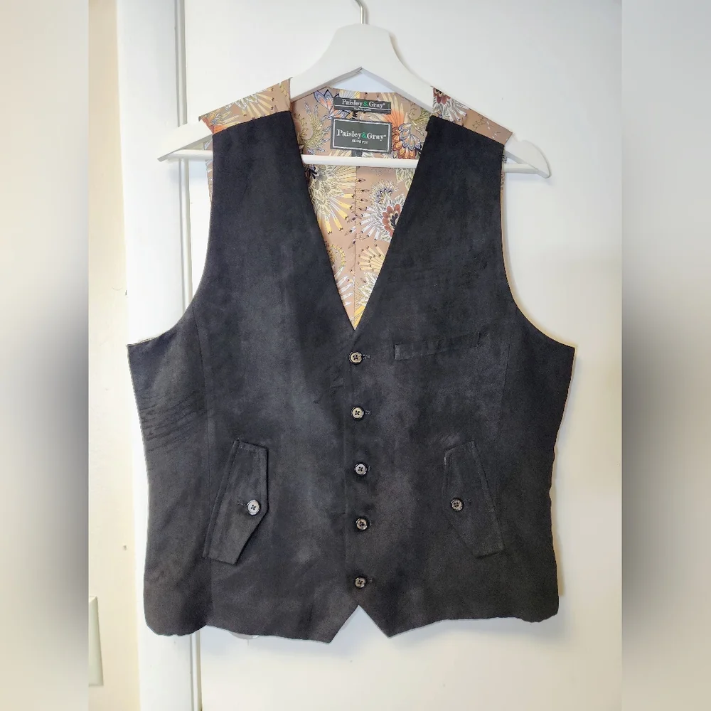 Paisley & Gray Slim Fit Faux Suede Vest | Gold Bird Floral Back Size L